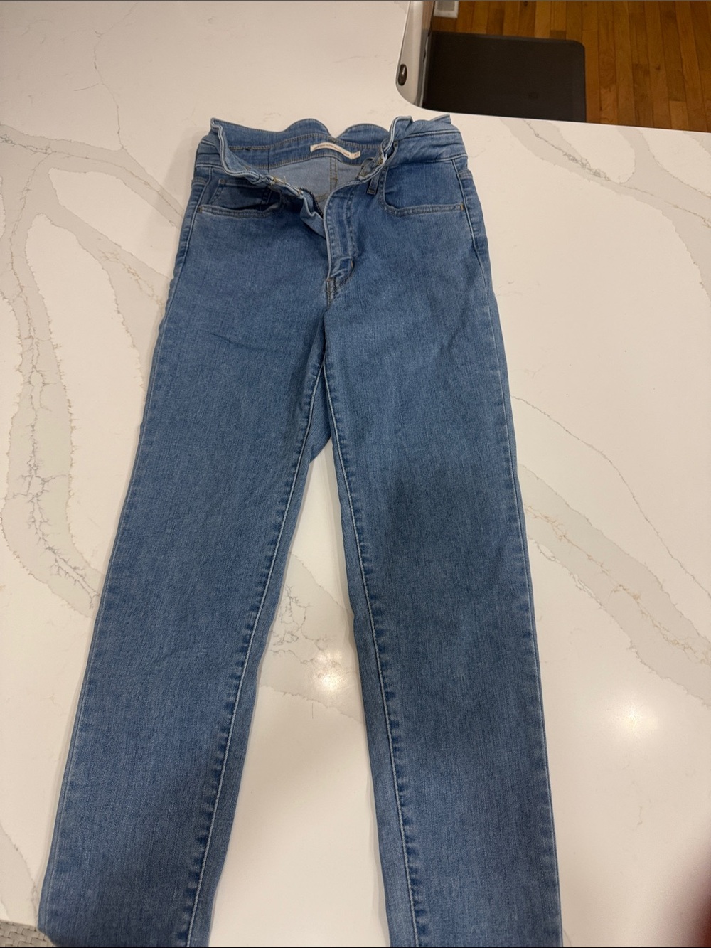 Levi's Women's Skinny Jeans in Medium Blue Wash